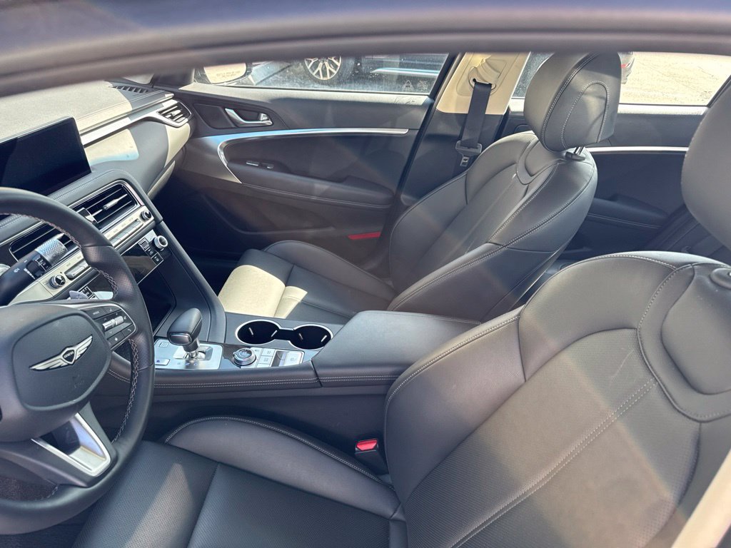 Used 2026 Genesis G70 2.5T RWD image 26