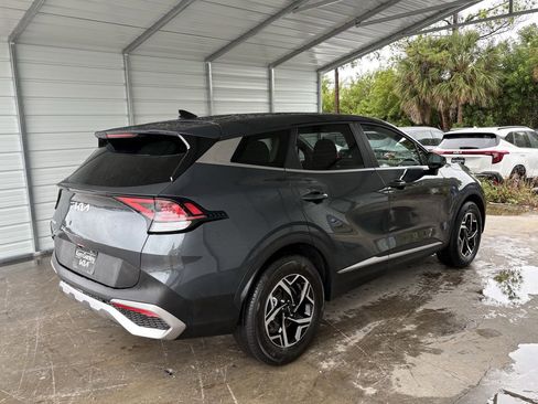 Certified 2025 Kia Sportage LX image 8