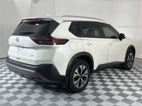 Certified 2023 Nissan Rogue SV w/ SV Premium B Package FWD image 8
