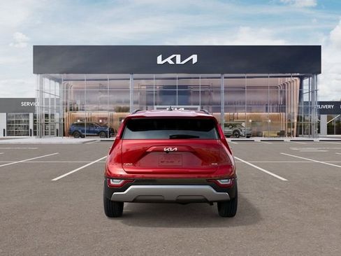 New 2025 Kia Niro SX Touring FWD image 5