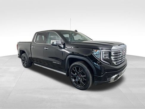 Used 2024 GMC Sierra 1500 Denali w/ Denali Reserve Package AWD/4WD image 8