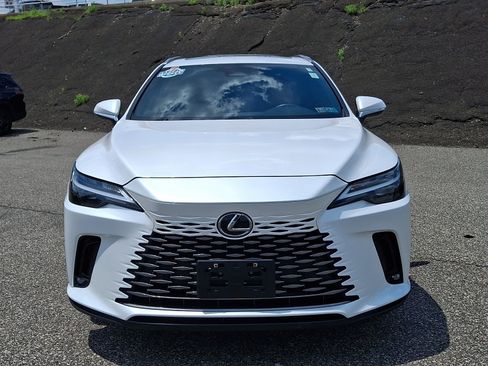Used 2023 Lexus RX 350 Premium w/ Accessory Package AWD/4WD image 2