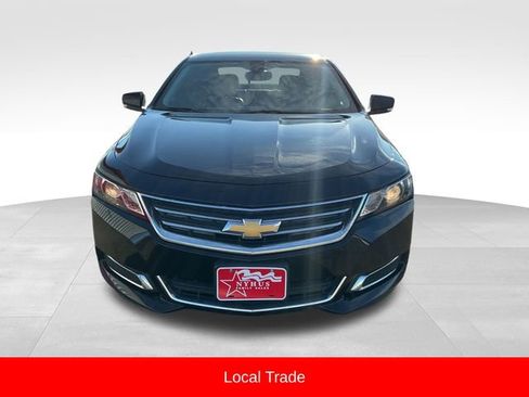 Used 2014 Chevrolet Impala LT w/ Convenience Package image 2