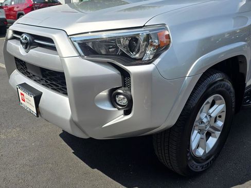 Used 2023 Toyota 4Runner SR5 Premium w/ Moonroof Package image 10