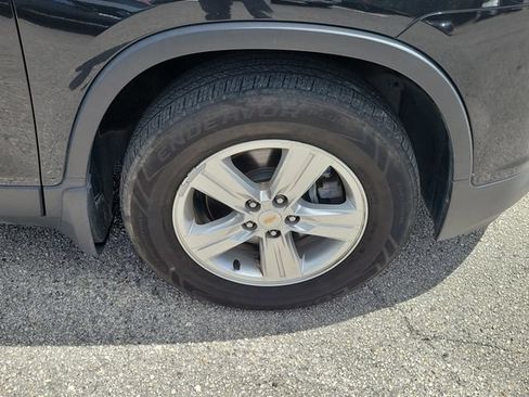 Used 2015 Chevrolet Trax LT w/ LT Plus Package AWD/4WD image 7