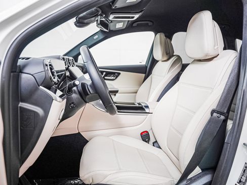 Certified 2023 Mercedes-Benz GLC 300 image 8