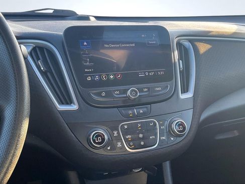 Used 2022 Chevrolet Malibu LT image 6