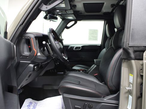 New 2026 Ford Bronco Raptor AWD/4WD image 12