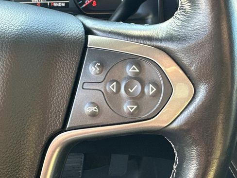 Used 2016 Chevrolet Suburban LT w/ Luxury Package image 17