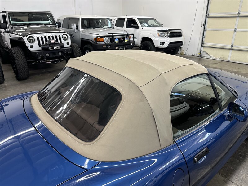 Used 2000 BMW Z3 2.8 RWD image 10
