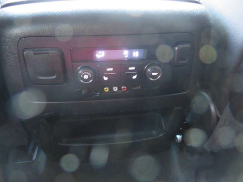 Used 2016 Chevrolet Tahoe LTZ image 22