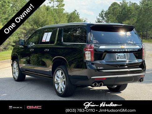 Used 2024 Chevrolet Suburban High Country AWD/4WD image 13