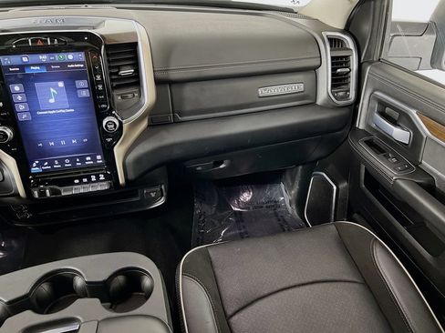 Used 2024 RAM 2500 Laramie AWD/4WD image 25
