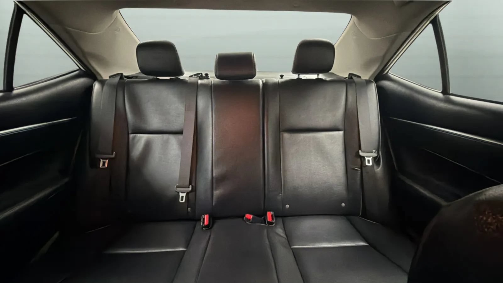 Used 2014 Toyota Corolla S Premium w/ Driver Convenience Package FWD image 18