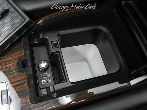 Used 2014 Land Rover Range Rover Autobiography image 18