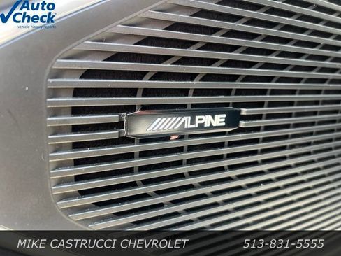 Used 2024 Jeep Wagoneer Series III AWD/4WD image 11