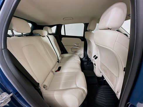 Certified 2023 Mercedes-Benz GLA 250 image 27