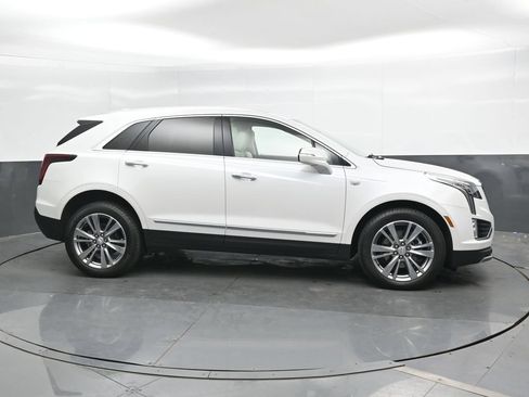 Used 2024 Cadillac XT5 Premium Luxury w/ LPO, Floor Liner Package AWD/4WD image 3