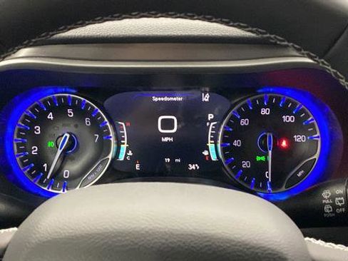 New 2026 Chrysler Pacifica Select w/ S Appearance Package AWD/4WD image 17