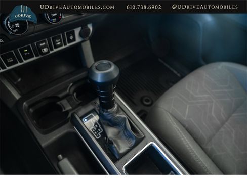 Used 2018 Toyota Tacoma TRD Sport w/ Technology Package image 58