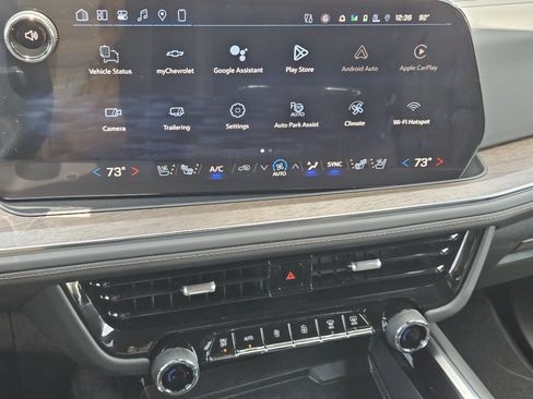 New 2026 Chevrolet Tahoe High Country AWD/4WD image 12
