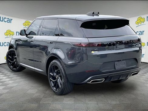 Used 2023 Land Rover Range Rover Sport SE AWD/4WD image 4