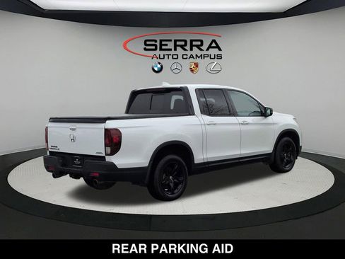 Used 2021 Honda Ridgeline Black Edition image 13