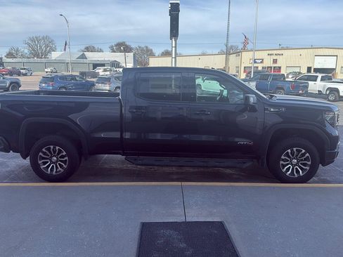 Used 2023 GMC Sierra 1500 AT4 w/ Technology Package image 26