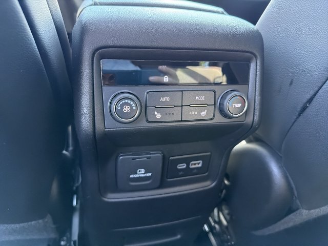 Certified 2023 GMC Acadia SLT w/ Elevation Edition AWD/4WD image 22