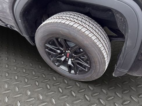 New 2026 GMC Sierra 1500 Elevation image 25