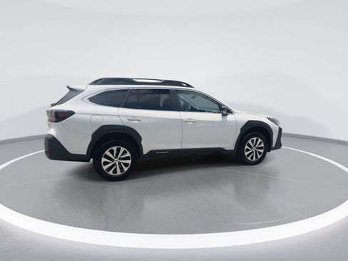 Certified 2024 Subaru Outback Premium AWD/4WD image 8