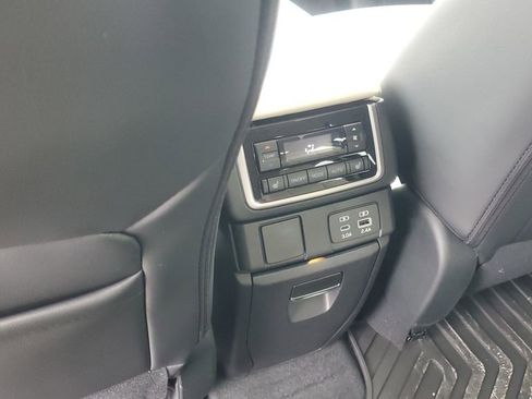 New 2026 Subaru Ascent Limited image 30