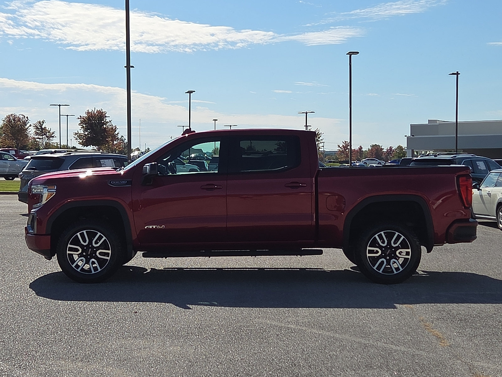 Used 2019 GMC Sierra 1500 AT4 w/ AT4 Premium Package AWD/4WD image 3