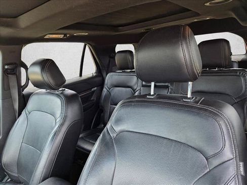 Used 2017 Ford Explorer Limited FWD image 16