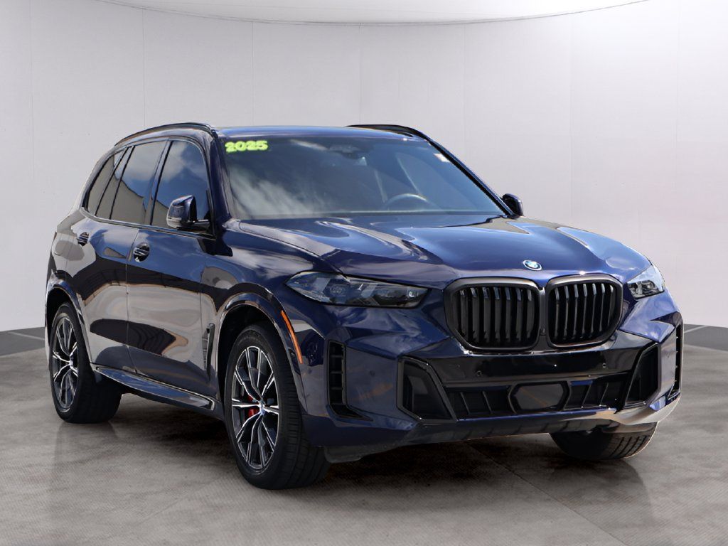 Used 2025 BMW X5 xDrive50e w/ M Sport Package AWD/4WD image 3