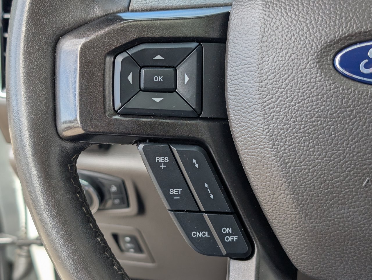 Used 2021 Ford Expedition Limited RWD image 23