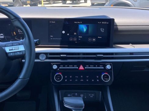 Used 2025 Hyundai Santa Cruz Limited AWD/4WD image 7