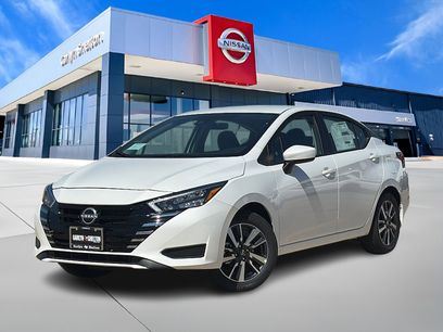 New 2025 Nissan Versa SV w/ Trunk Package