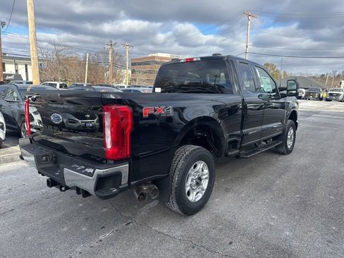 New 2026 Ford F250 XLT w/ FX4 Off-Road Package image 6