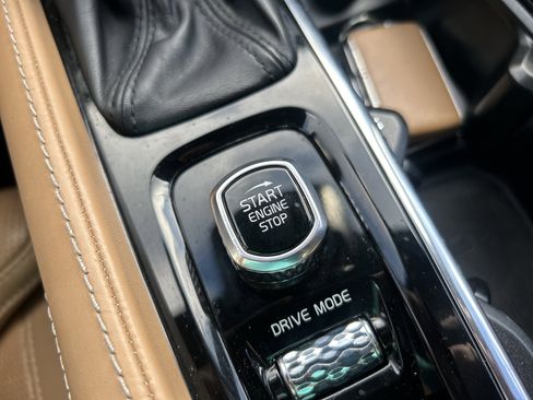 Used 2018 Volvo XC90 T6 Inscription w/ Convenience Package image 27