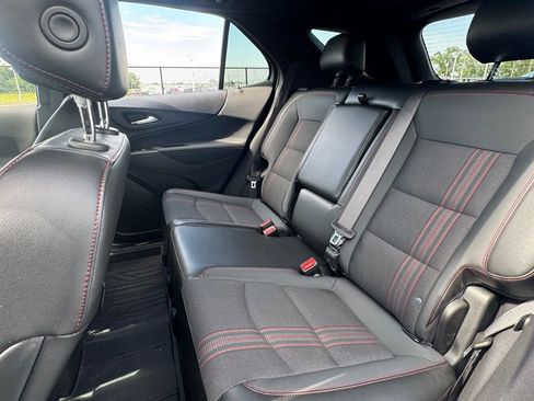 Used 2023 Chevrolet Equinox RS w/ LPO, Floor Liner Package FWD image 35