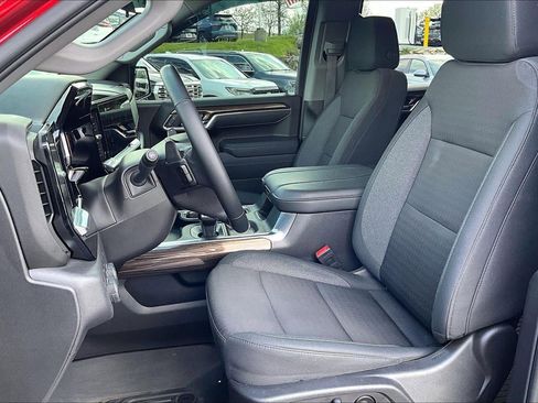 Used 2025 Chevrolet Silverado 1500 LT Trail Boss w/ Convenience Package II image 22