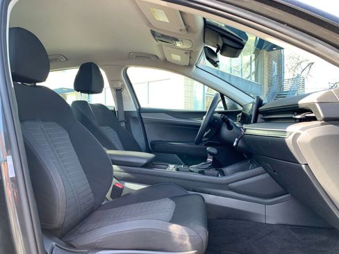 Used 2025 Kia K5 LXS image 36