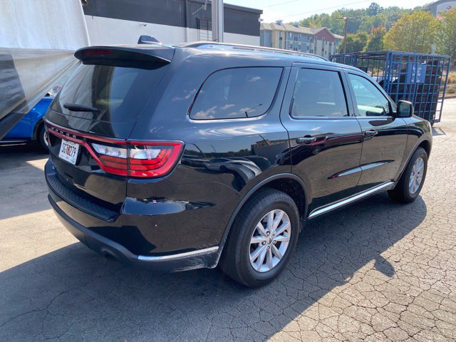 Used 2023 Dodge Durango SXT AWD/4WD image 5