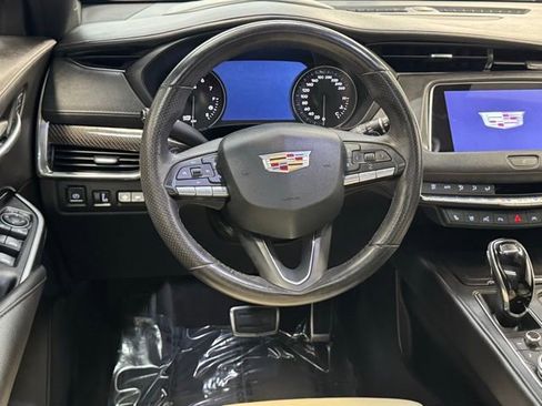 Used 2020 Cadillac XT4 Sport w/ Sun And Sound Package image 8