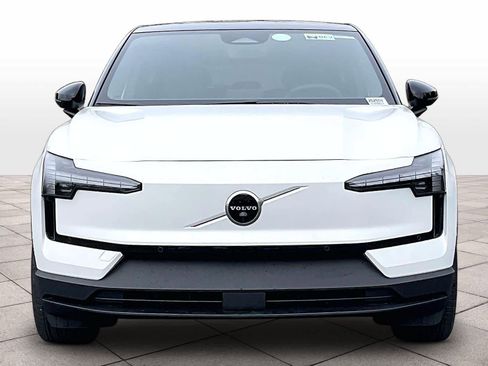New 2026 Volvo EX30 Ultra w/ Protection Package Premier image 5