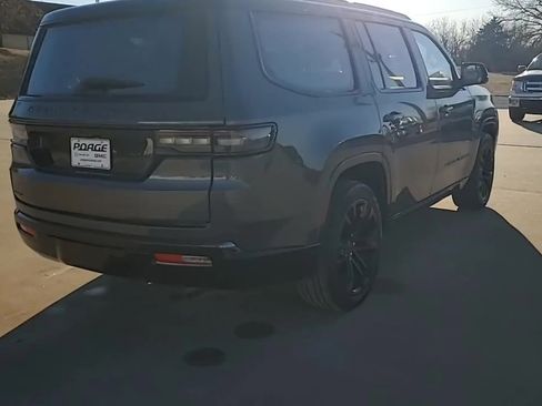 Used 2023 Jeep Grand Wagoneer Series III w/ Quick Order Packagew 28T image 8