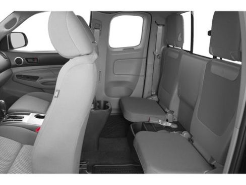 Used 2015 Toyota Tacoma PreRunner w/ Convenience Package RWD image 14