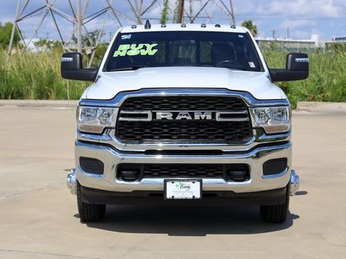 Used 2024 RAM 3500 Tradesman w/ Chrome Appearance Group image 2