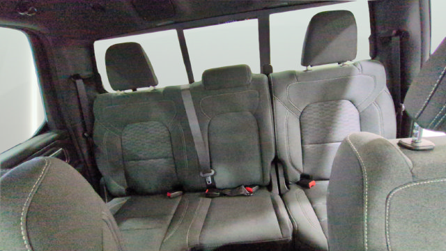 Used 2025 RAM 1500 Big Horn AWD/4WD image 17